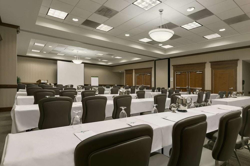 เอมบาสซีสวีท โฮเต็ล ดัลเลส นอร์ท เลาดอน Hotel Dulles ภายนอก รูปภาพ