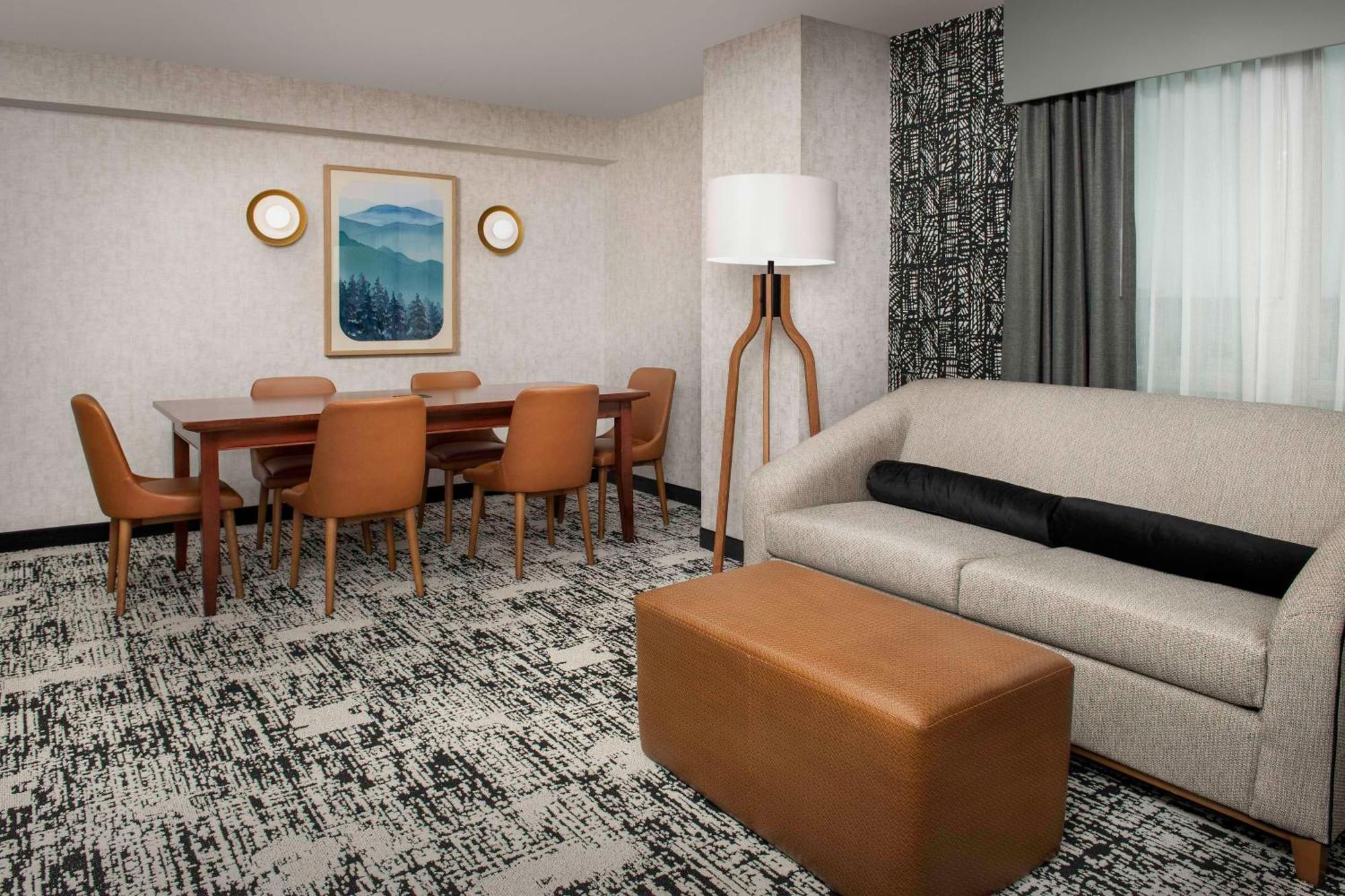 เอมบาสซีสวีท โฮเต็ล ดัลเลส นอร์ท เลาดอน Hotel Dulles ภายนอก รูปภาพ
